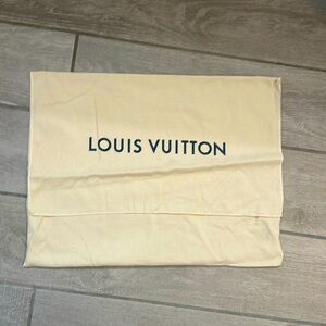 Louis Vuitton dust bag 18” x 14”
